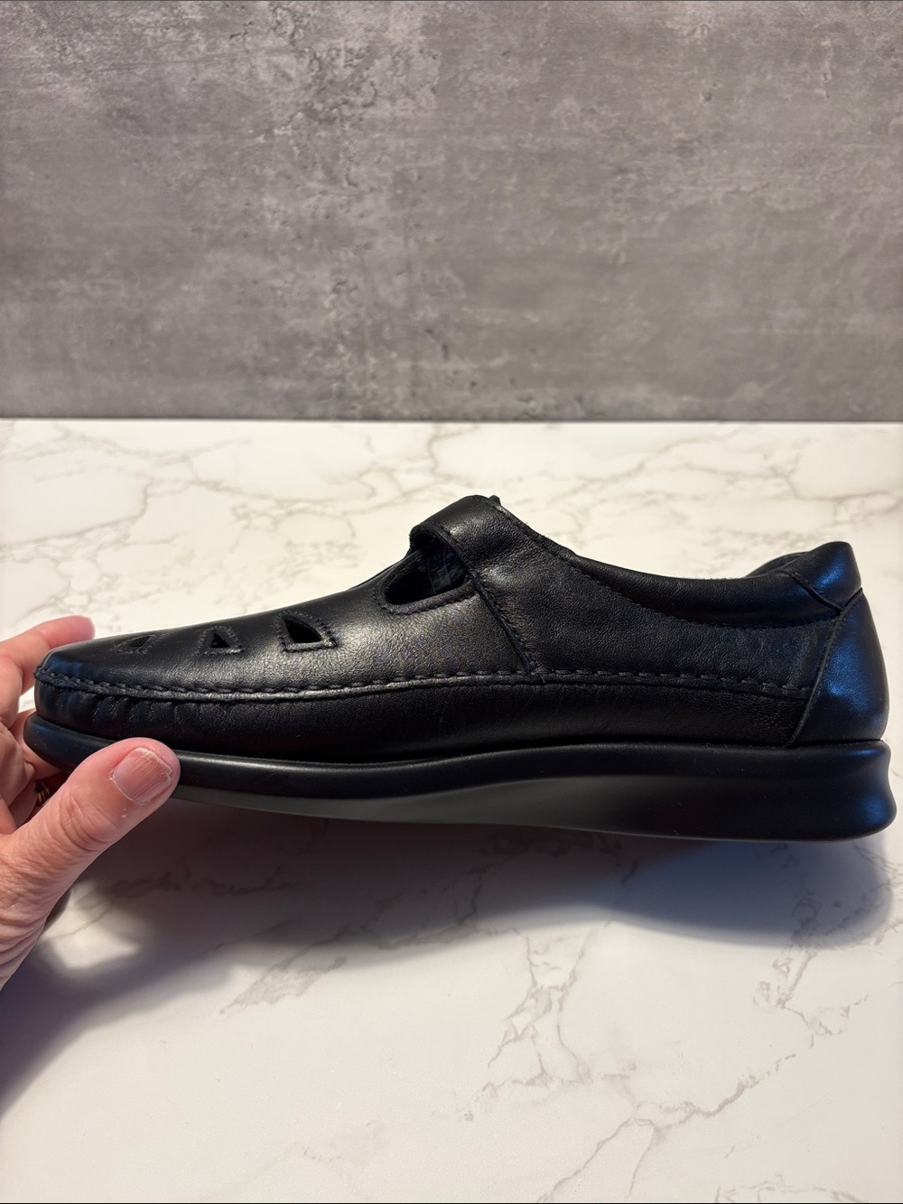 SAS women’s 8.5 Black Leather Mary Jane Strap Shoes excellent condition - Picture 5 of 10